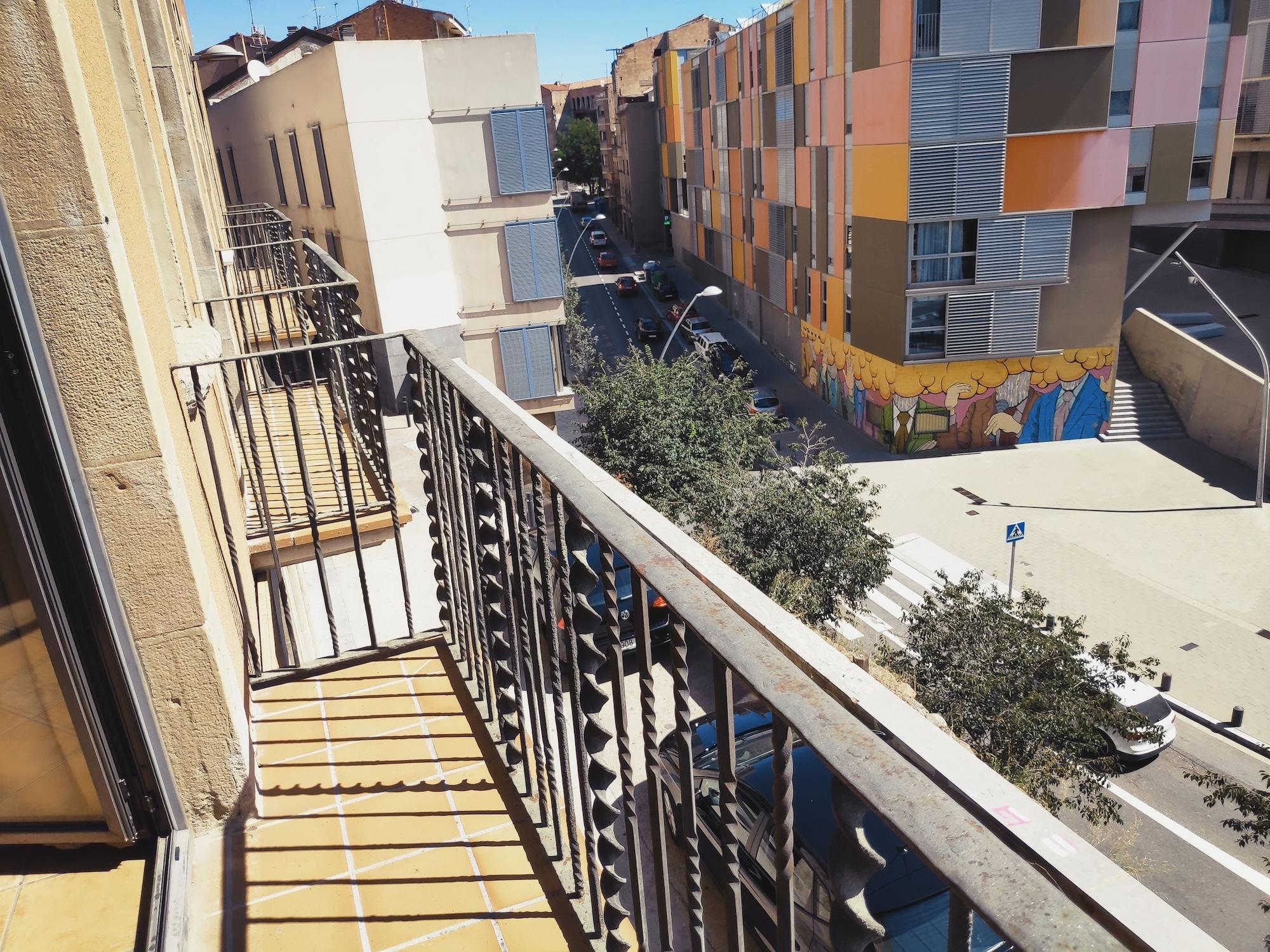 Urbi Apartments Manresa Eksteriør bilde