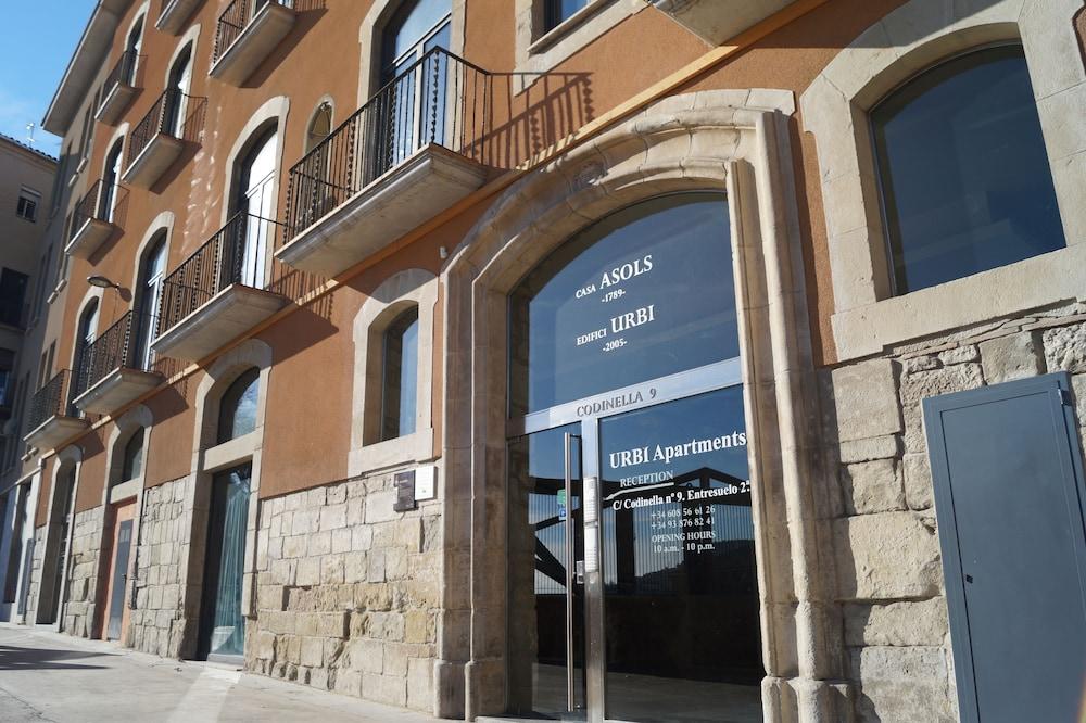 Urbi Apartments Manresa Eksteriør bilde