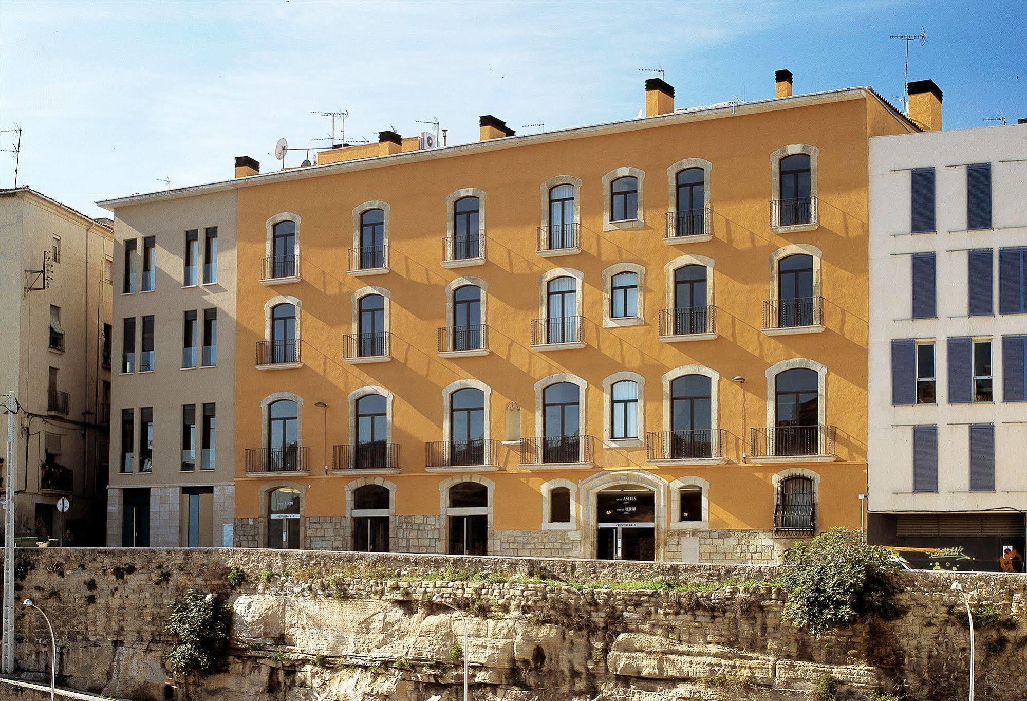 Urbi Apartments Manresa Eksteriør bilde
